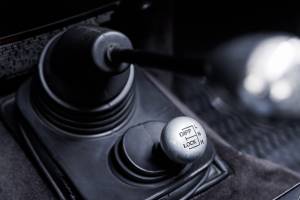Bild 15/43 von Land Rover 90 (1989)