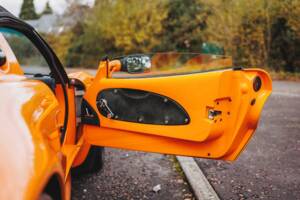 Image 37/50 of Lotus Elise 111 (1998)