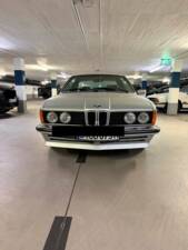 Image 6/7 of BMW 633 CSi (1976)