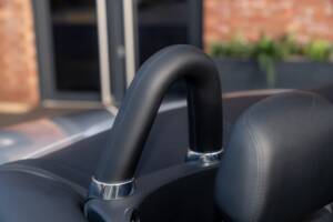 Image 75/84 of BMW Z8 (2001)