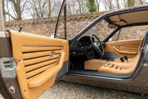 Image 21/50 de Ferrari 365 GTB/4 Daytona (1974)