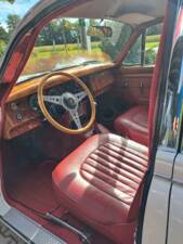 Image 23/27 of Jaguar Mk II 3.4 (1967)