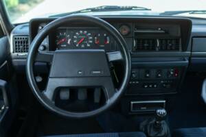 Immagine 34/43 di Volvo 240 GLE Injection (1989)