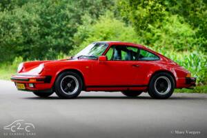 Image 29/63 of Porsche 911 Carrera 3.2 (1986)