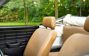 Image 39/65 de Volkswagen Karmann Ghia 1600 (1971)