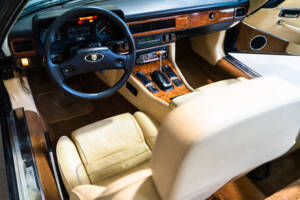 Bild 17/30 von Jaguar XJS 5.3 V12 (1988)