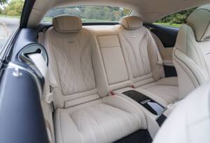 Immagine 26/31 di Mercedes-Benz S 63 AMG S 4MATIC (2019)