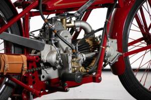 Immagine 12/50 di Moto Guzzi 250 SS (1930)