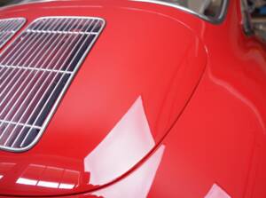 Image 14/26 of Porsche 356 C 1600 SC (1964)