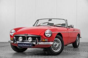 Afbeelding 3/50 van MG MGB (1973)