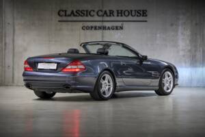 Image 7/99 de Mercedes-Benz SL 550 (2007)