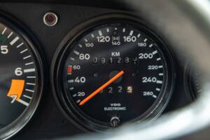 Afbeelding 39/45 van Porsche 911 Carrera 3.2 (WTL) (1988)