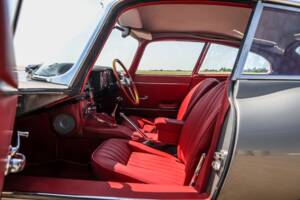 Bild 44/44 von Jaguar E-Type 4.2 (1964)