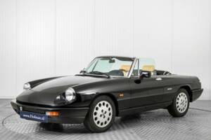 Image 1/50 of Alfa Romeo 2.0 Spider (1991)