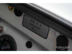 Bild 35/36 von Porsche 911 Carrera 4S (1996)