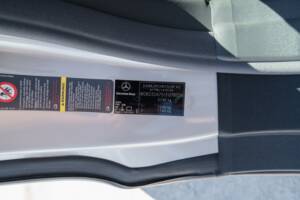 Image 77/86 de Mercedes-Benz SL 500 (2002)