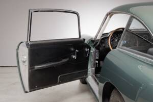 Image 15/26 de Aston Martin DB 4 Vantage (1962)