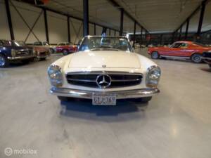 Imagen 1/12 de Mercedes-Benz 280 SL (1969)
