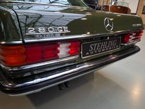 Bild 6/8 von Mercedes-Benz 280 CE (1981)