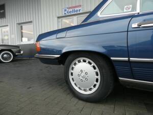 Bild 20/23 von Mercedes-Benz 560 SL (1989)