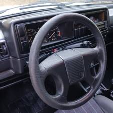 Bild 31/63 von Volkswagen Golf II GTi 1.8 (1989)
