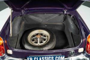 Image 6/19 of MG MGB (1973)