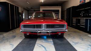 Image 21/24 of Dodge Charger R/T (1969)