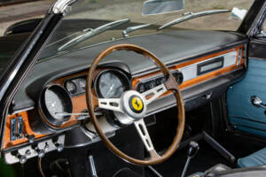Image 29/46 of Ferrari 275 GTS (1965)