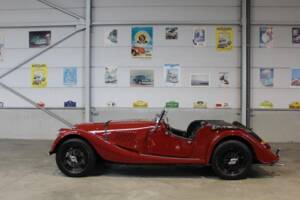 Image 4/9 of Morgan 4&#x2F;4 1600 (1970)