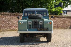 Image 4/50 of Land Rover 88 (1965)