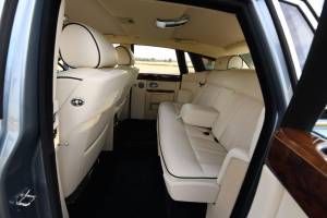 Image 33/50 of Rolls-Royce Phantom VII (2016)