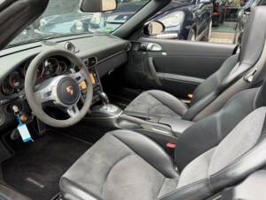 Bild 14/36 von Porsche 911 Carrera 4 GTS (2011)