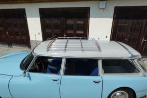 Image 4/47 of Citroën DS 23 Break (1972)