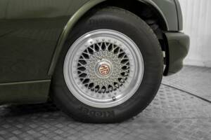 Immagine 43/50 di MG RV8 (1994)