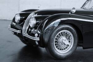 Image 35/47 de Jaguar XK 120 FHC (1954)