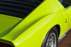 Bild 29/30 von Lamborghini Miura P 400 S (1968)