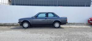 Image 56/100 of BMW 323i (1984)