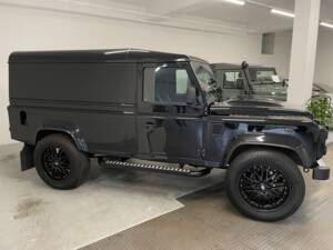 Afbeelding 10/42 van Land Rover Defender 110 (2014)