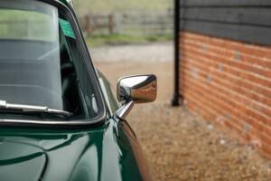 Bild 22/50 von Aston Martin DB 6 (1967)