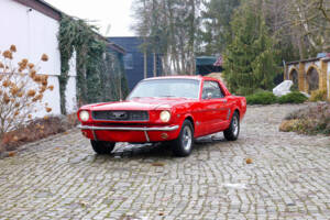 Image 2/8 of Ford Mustang 289 (1966)