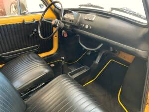 Image 20/21 of FIAT 500 L (1971)