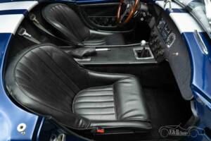 Bild 4/19 von AC Cobra (1990)