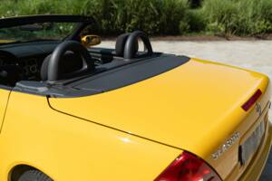 Immagine 18/50 di Mercedes-Benz SLK 200 (1997)