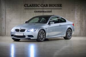 Image 4/100 of BMW M3 (2006)