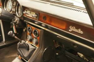 Image 75/100 of Alfa Romeo Giulia Nuova Super 1300 (1977)
