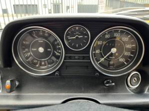 Imagen 36/81 de Mercedes-Benz 240 D 3,0 (1976)