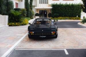 Image 3/13 of Ferrari 308 GTB Quattrovalvole (1984)