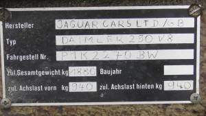 Bild 49/49 von Daimler V8-250 (1968)
