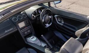 Immagine 4/49 di Lamborghini Gallardo Spyder (2007)