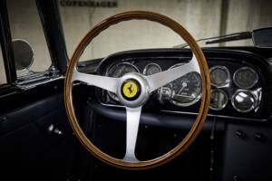 Image 80/100 of Ferrari 250 GT (1962)